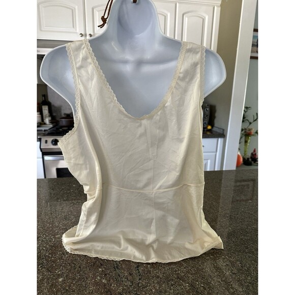 70’s Vintage Ilusion Lace top Slip Pearl Cami V Neck American Vintage 34D - Picture 3 of 9